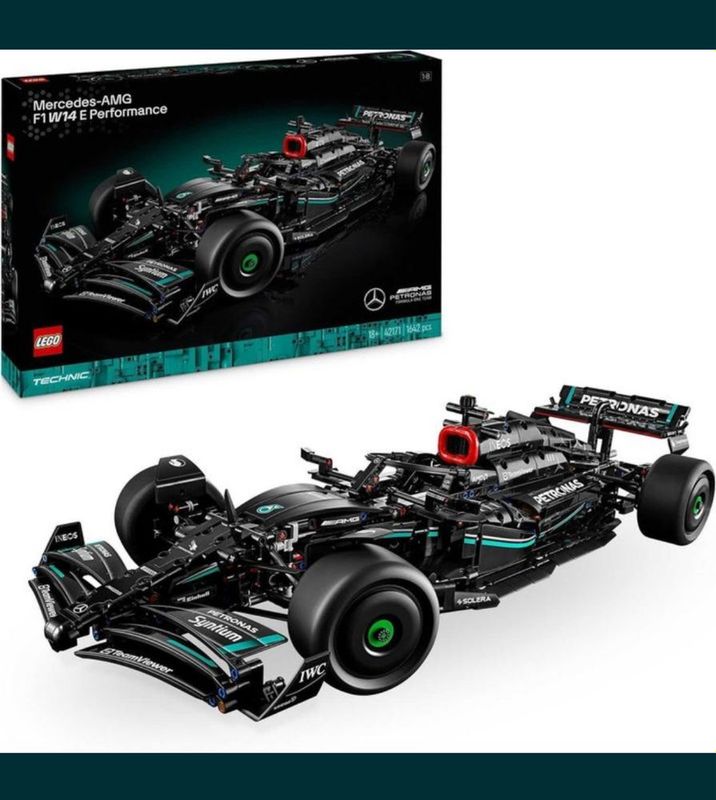 Лего легенду F1. Mercedes-AMG Лего легенду F1. Mercedes-AMG