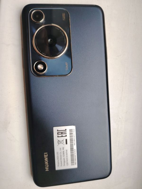 HUAWEI Y72 NARXI 1 500 000 HUAWEI Y72 NARXI 1 500 000