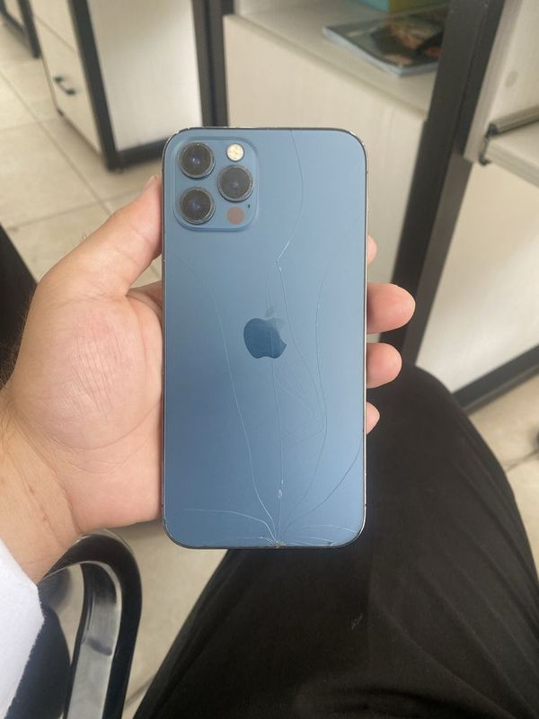 Iphone 12 pro ayfon Iphone 12 pro ayfon