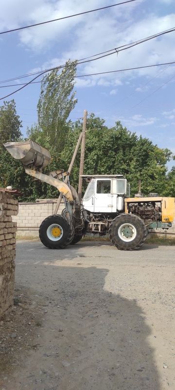 Pogruzchik t150... Pogruzchik t150...