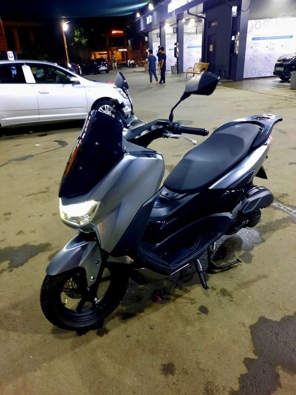Skuter sotiladi Yamaxa N max Skuter sotiladi Yamaxa N max