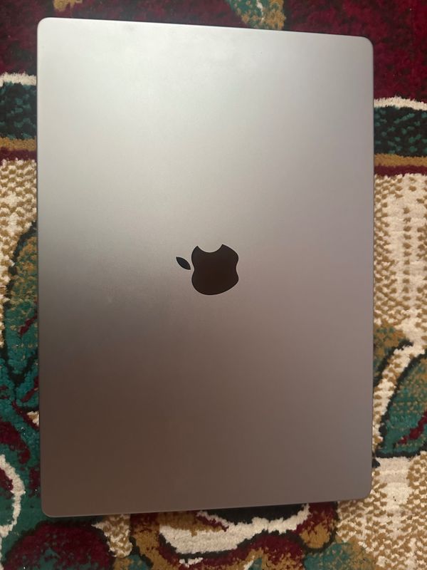Macbook pro M1 pro 16 inch Macbook pro M1 pro 16 inch