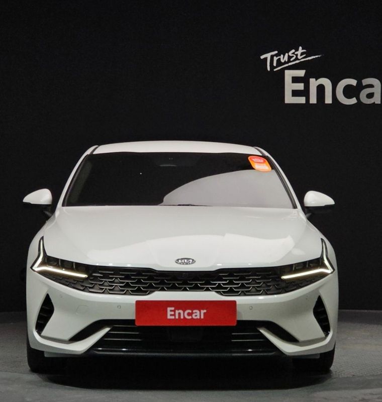 Kia K5 Noblesse..