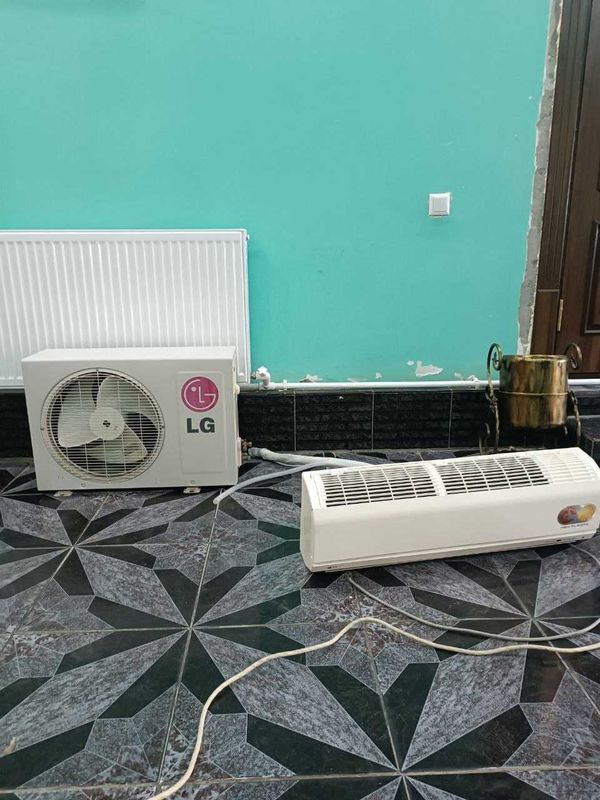 Продаётся кондиционер LG 12 Продаётся кондиционер LG 12