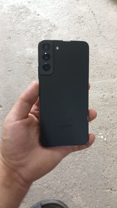 Samsung S 22+ holat ideal darajada Samsung S 22+ holat ideal darajada