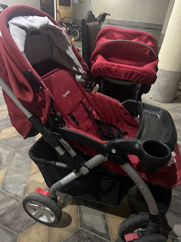 Bolalar kalyaskasi va avto kreslosi