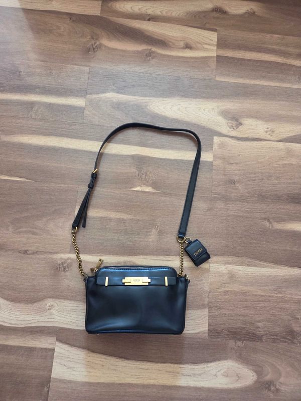 Сумочка от guess Сумочка от guess