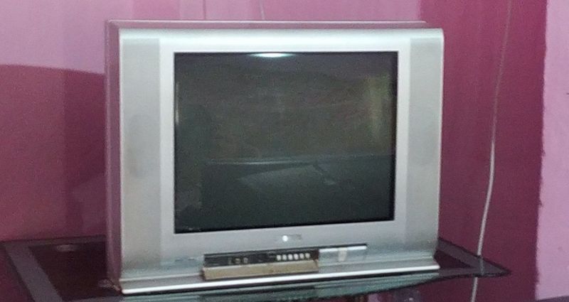 TOSHIBA televizor