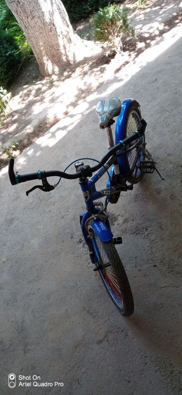 Srochno velosiped sotiladi 20 razmer. 7/12 yoshga 650.000 Srochno velosiped sotiladi 20 razmer. 7/12 yoshga 650.000