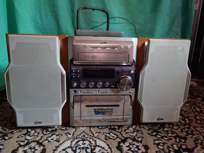 Lg musiqa markazi sotiladi. Xolati yangi. Lg musiqa markazi sotiladi. Xolati yangi.