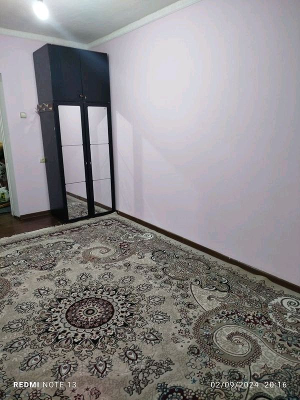 chilonzor naqqoshlikda 2 xonali uy bor chilonzor naqqoshlikda 2 xonali uy bor