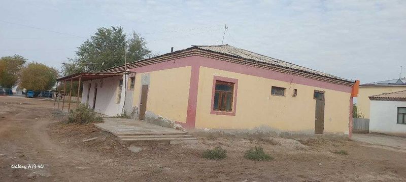 Qoraqalpogiston Respublikasi Qonlikol tumanida dokon binosi sotiladi