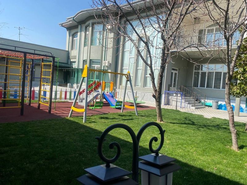 Хувайдо эски Джарарык продаётся шикарный участок 8-соток. Хувайдо эски Джарарык продаётся шикарный участок 8-соток.