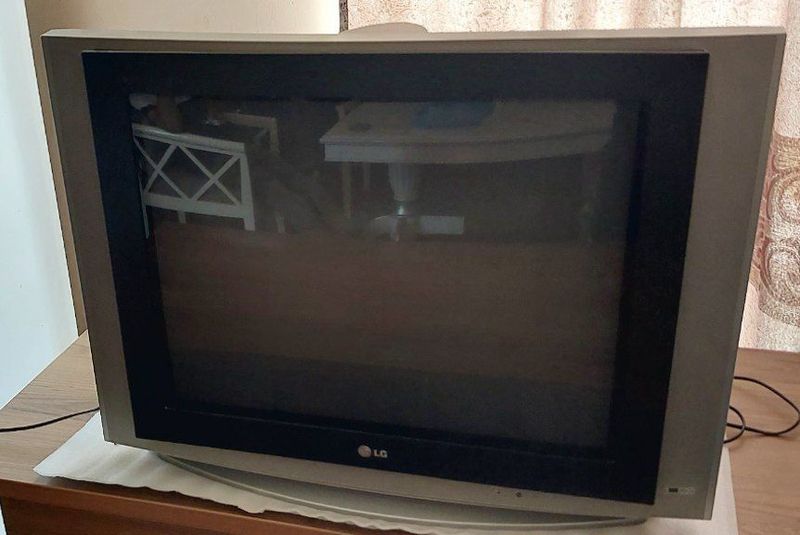 Lg 72 Le Televizor Sotiladi Lg 72 Le Televizor Sotiladi
