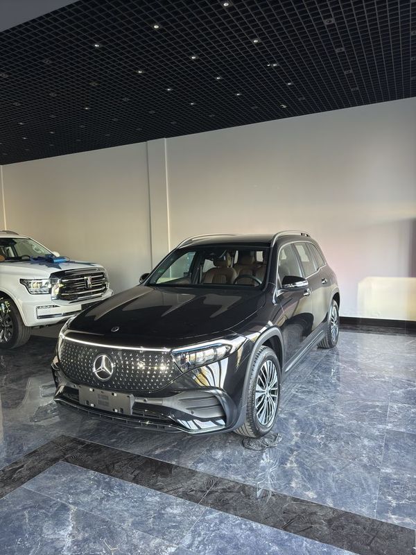 Mercedes-Benz Eqb 260
