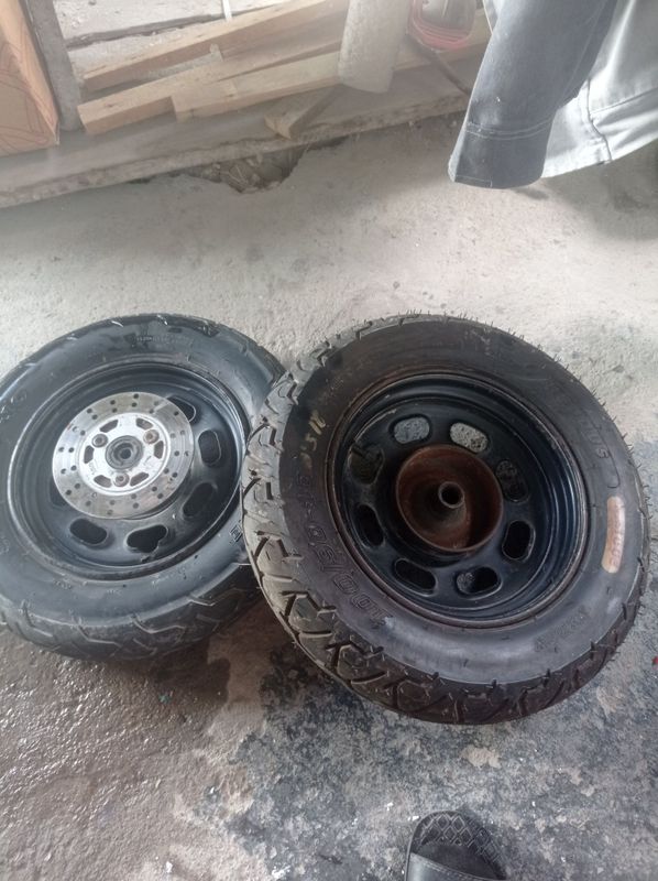 Балун скутур сотлади