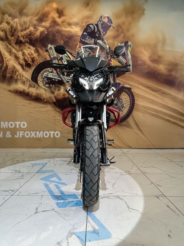 Мотоцикл Lifan KPT200 Mototsikl Мотоцикл Lifan KPT200 Mototsikl