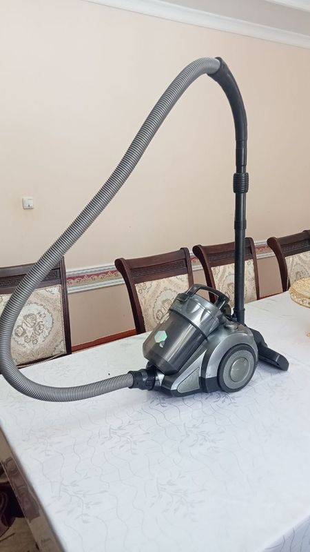 Пылесос сатылады СРОЧНО Пылесос сатылады СРОЧНО