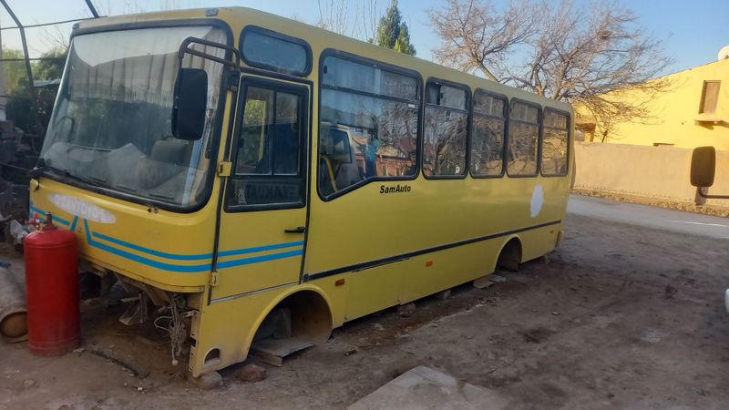 Sariq avtobus kuzofi Sariq avtobus kuzofi