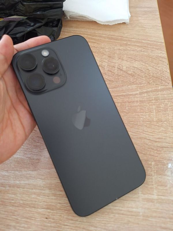 Iphone 15 pro max holati ideal
