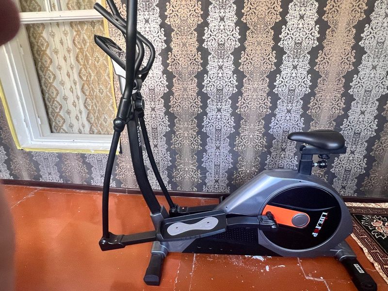 Велотренажо Life Gym 063 Велотренажо Life Gym 063