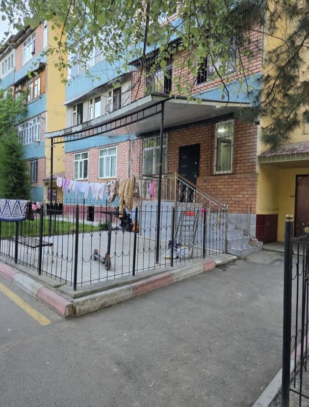 Продаю трёхкомнатную квартиру на Юнусабаде, Ор-р Банкетный зал Биллюр. Продаю трёхкомнатную квартиру на Юнусабаде, Ор-р Банкетный зал Биллюр.