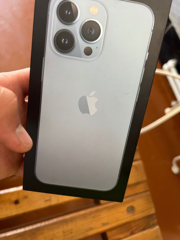 iPhone 13 Pro сотилади iPhone 13 Pro сотилади