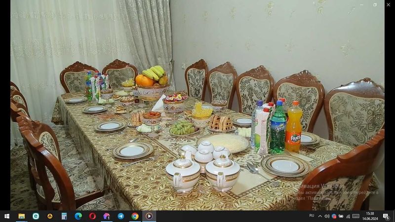 Стол стул для гостиной 12 кишилик холати аъло даражада Стол стул для гостиной 12 кишилик холати аъло даражада