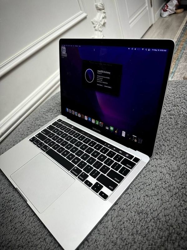 Macbook Pro 13-inch M2 2022 Macbook Pro 13-inch M2 2022