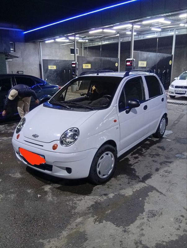 Matiz sotiladi 2011 kanditsanerlari bor Matiz sotiladi 2011 kanditsanerlari bor