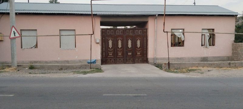 Уй сотилади 8 сотих 7 хонали Уй сотилади 8 сотих 7 хонали