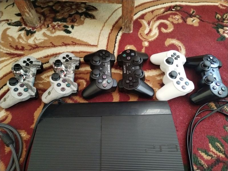 Sotiladi playstation 3 Sotiladi playstation 3