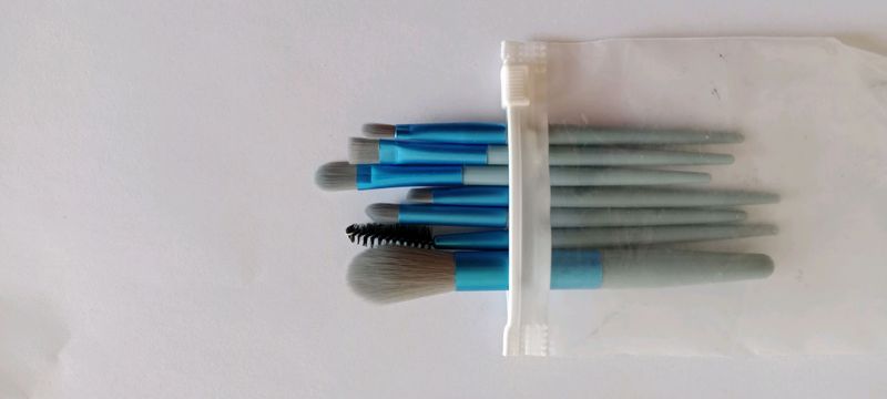 kosmetik choʻtkalar toʻplami kosmetik choʻtkalar toʻplami