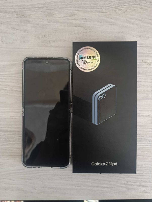 Samsung Z Flip 6 8/256GB