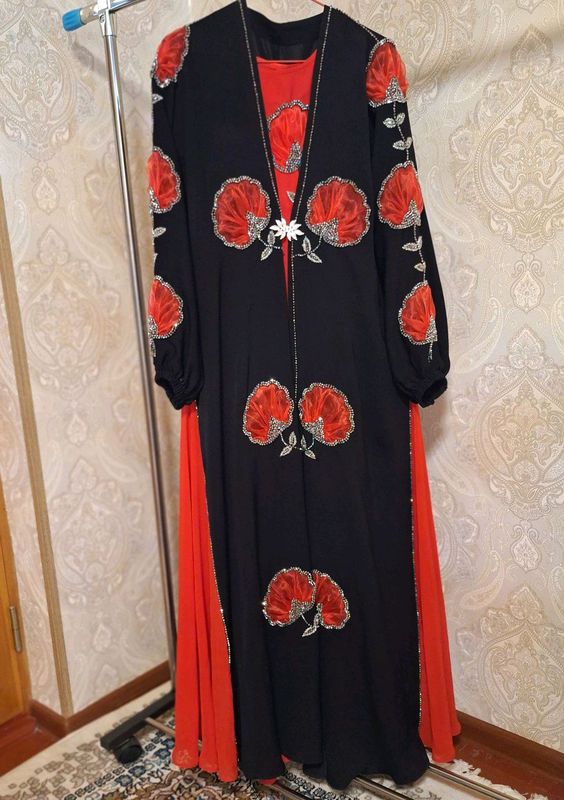 abaya 2marta kiyilgan
