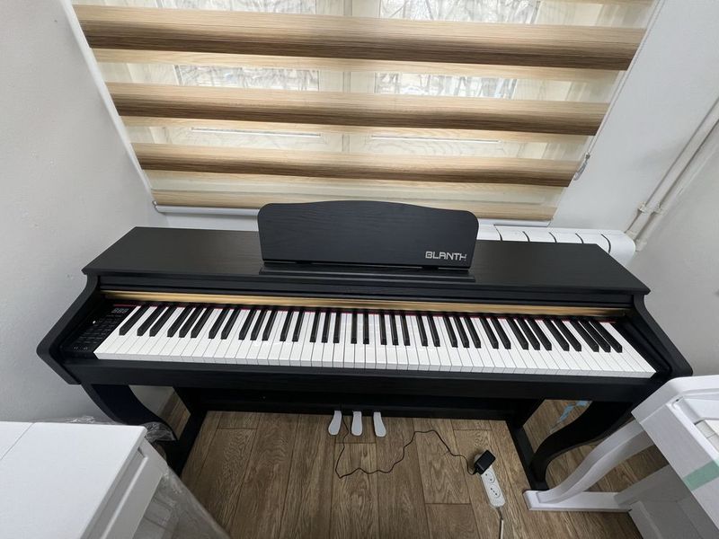 Pianino elektronni yamaha tashkent