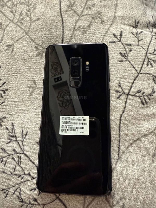 Samsung 9s+ holati yaxshi Samsung 9s+ holati yaxshi