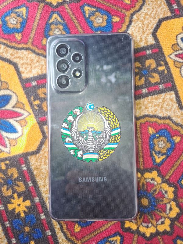 Samsung A53 8/128 xolati yangi 1 oy buldi