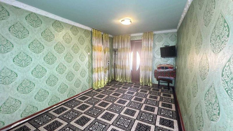 Шахар маркази Саьнат Саройи 1 хонали квартира сотилади.ID: 1191 Шахар маркази Саьнат Саройи 1 хонали квартира сотилади.ID: 1191