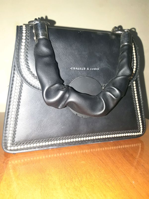 Charles&Keith Charles&Keith