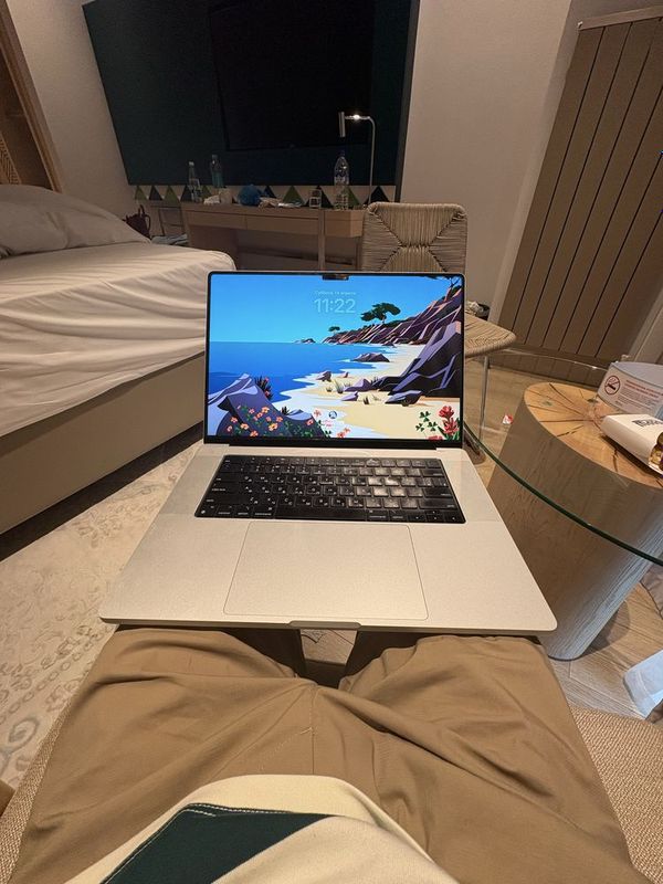 Macbook m1 Pro 2021 16inch Macbook m1 Pro 2021 16inch