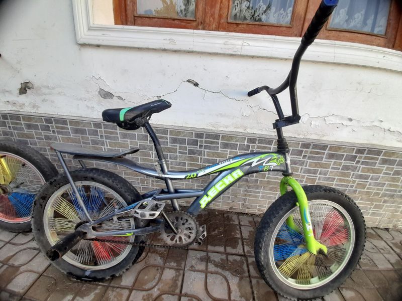 Велосипед 20 размер BMX десна