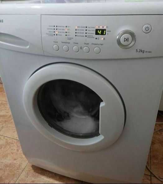 Корея Samsung 5.2kg максимальная загрузка 6кг без дефектов Корея Samsung 5.2kg максимальная загрузка 6кг без дефектов