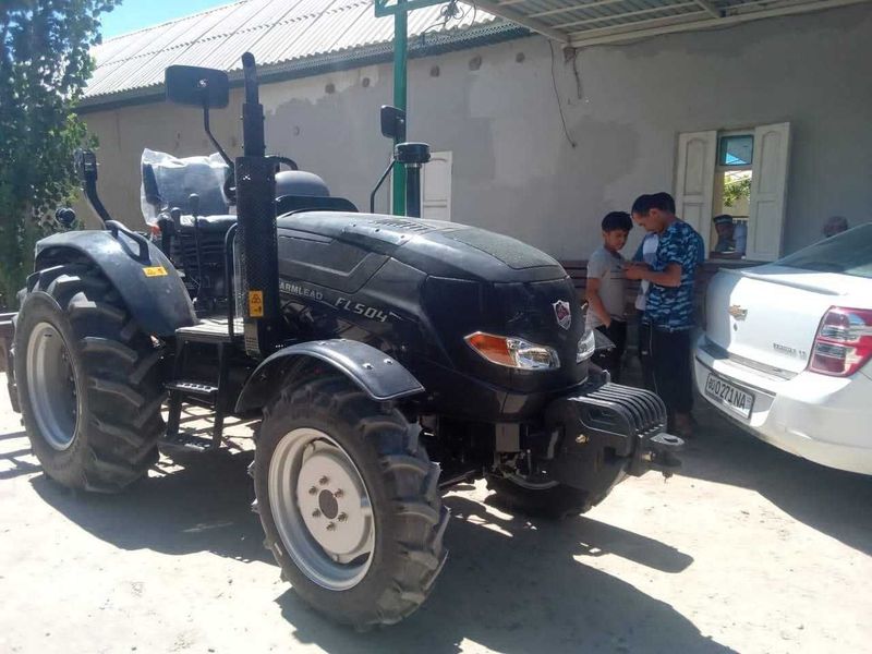 Farmled 504 traktor Farmled 504 traktor