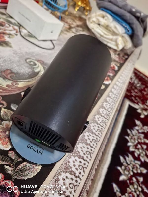 Proyektor HY 300 Proyektor HY 300