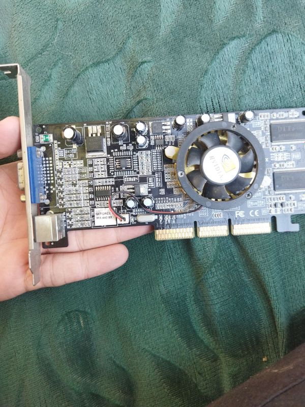 Видеокарта GeForce 4MX 440 SE 64Mb AGP, Aska SST-4014ST "!" Видеокарта GeForce 4MX 440 SE 64Mb AGP, Aska SST-4014ST "!"