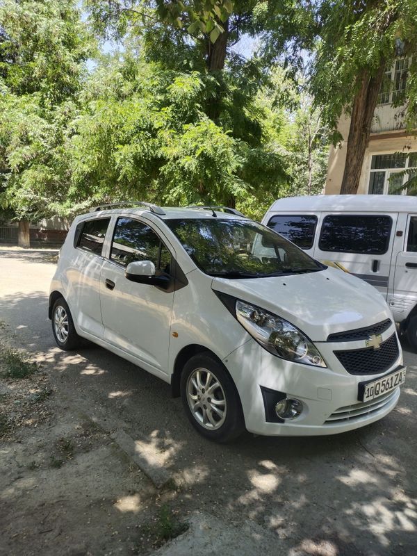 Chevrolet Spark.Год2012 пробег 191000 машина состояние хорошее Chevrolet Spark.Год2012 пробег 191000 машина состояние хорошее