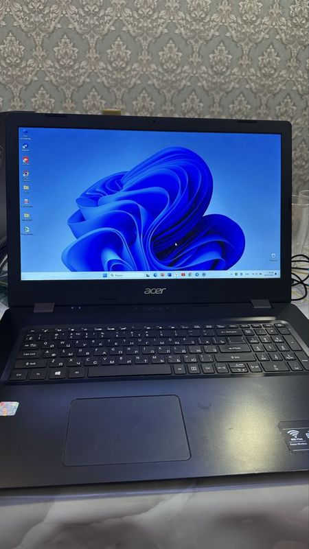 Ноутбук Acer, 17 дюймов экран