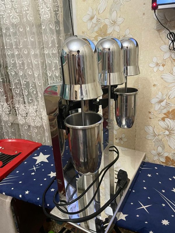 Kokteyl aparat sotiladi Kokteyl aparat sotiladi
