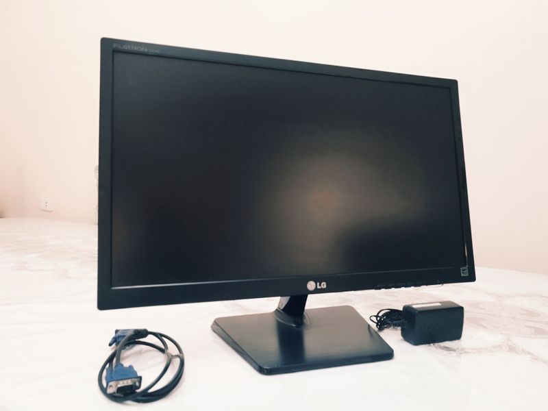 Монитор LG 23" Flatron E2342T, 1920x1080, TN